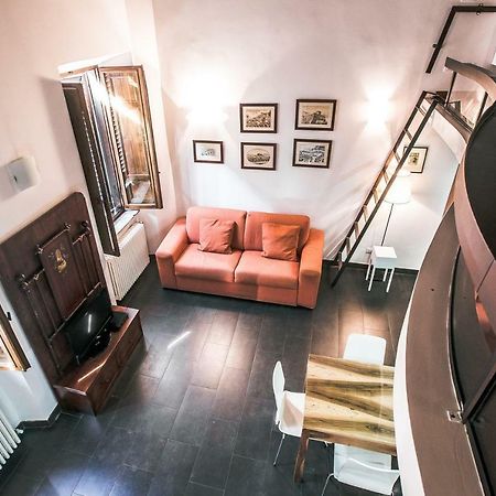 Apartament In Front Of Coliseum Rzym Zewnętrze zdjęcie
