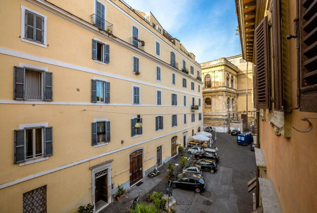 Apartament In Front Of Coliseum Rzym Zewnętrze zdjęcie