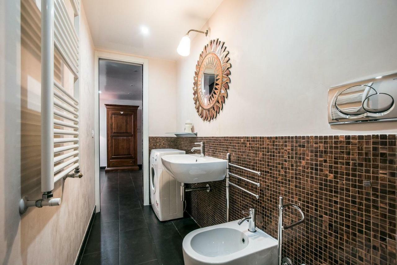 Apartament In Front Of Coliseum Rzym Zewnętrze zdjęcie