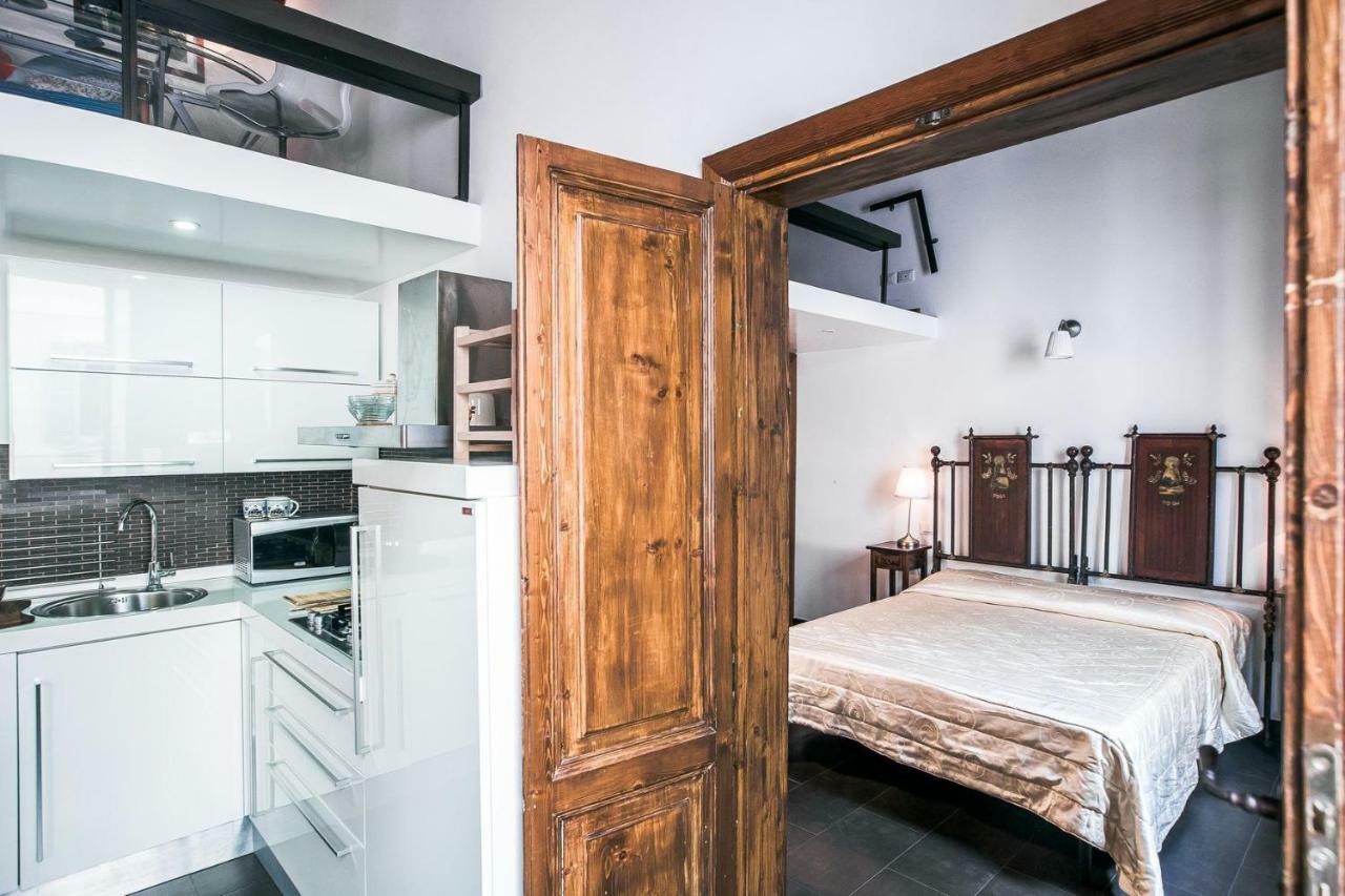 Apartament In Front Of Coliseum Rzym Zewnętrze zdjęcie