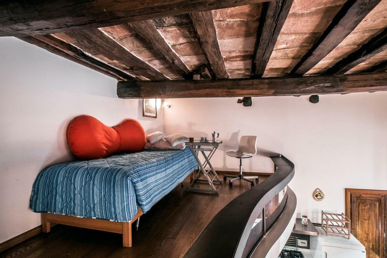 Apartament In Front Of Coliseum Rzym Zewnętrze zdjęcie
